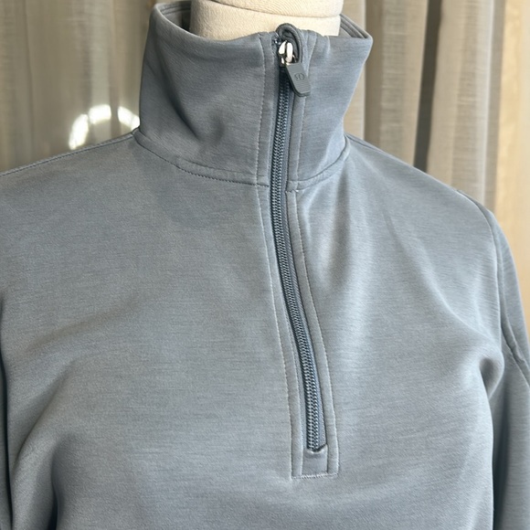 Brushed Softstream lululemon sz 2 light green 1/2 zip - Picture 3 of 8
